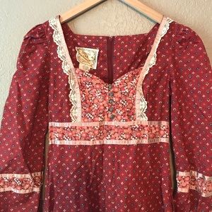 Vintage Gunne Sax Red Floral Dress